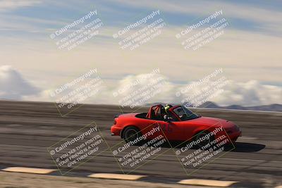 media/Jan-04-2026-SCCA SD (Sun) [[defc442887]]/4-Novice Group/Session 2 Bowl Speed Pans/